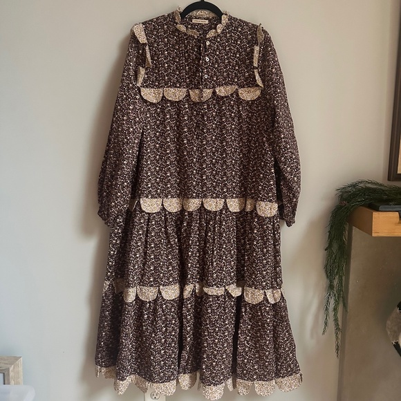 STELLA NOVA Loan Dress in Flower Bud Dark Purple Atterley In Brown - Picture 3 of 10